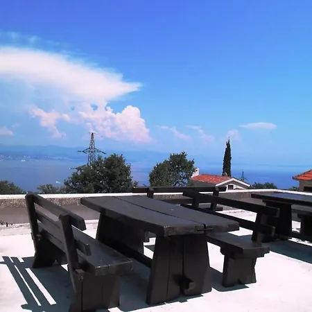 Daire Charming Kestenovi Dvori Opatija