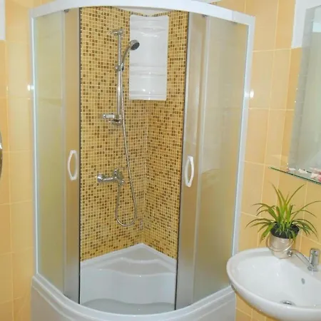 Charming Kestenovi Dvori Daire *