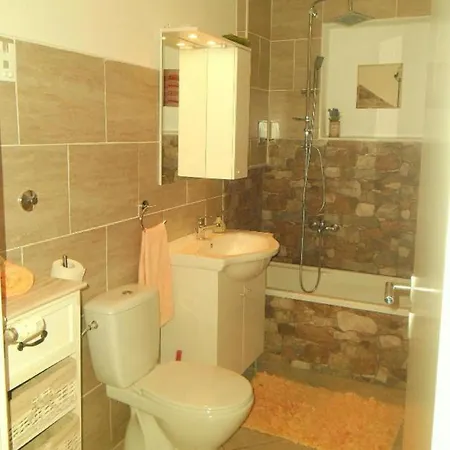 Charming Kestenovi Dvori Opatija