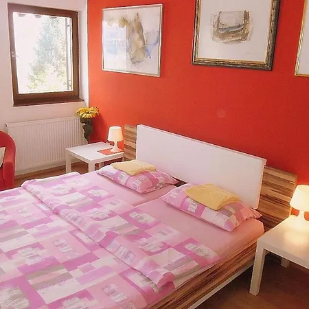 Charming Kestenovi Dvori Daire